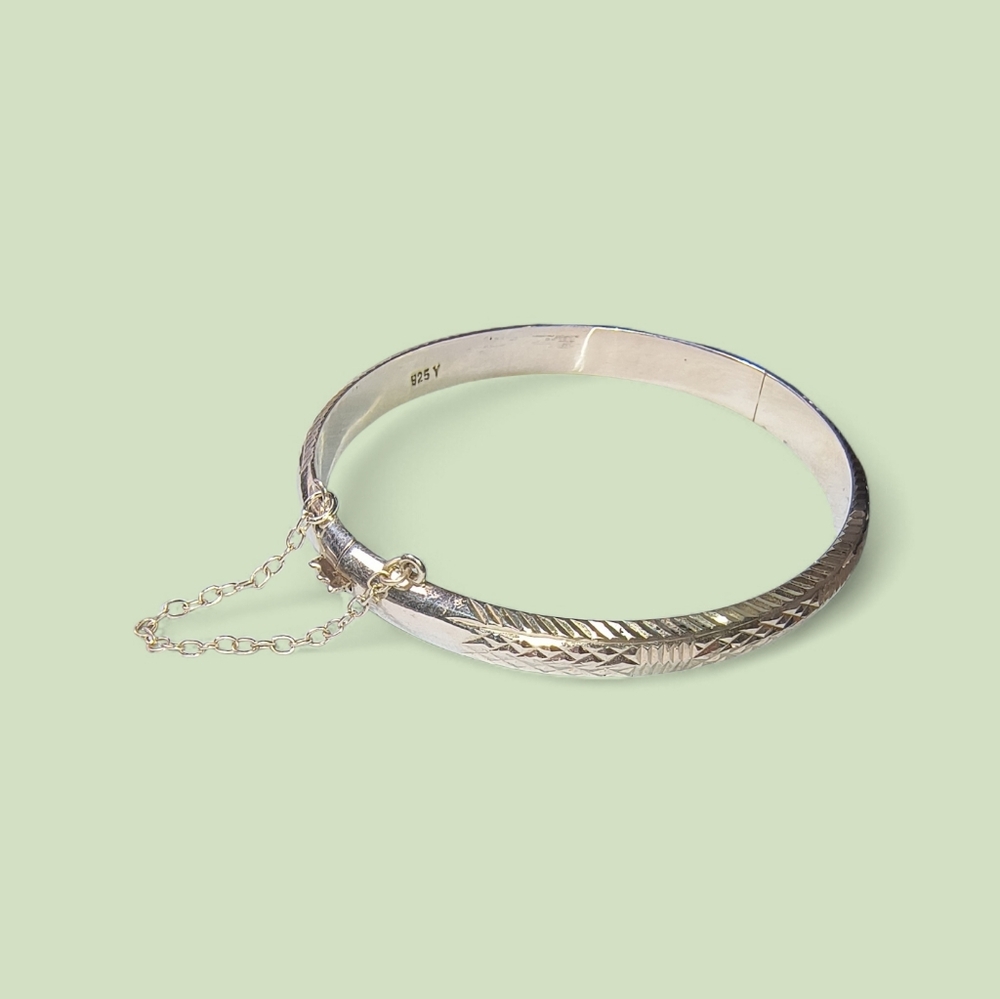 Vintage Sterling Silver Diamond Cut Etched Bangle Bracelet
